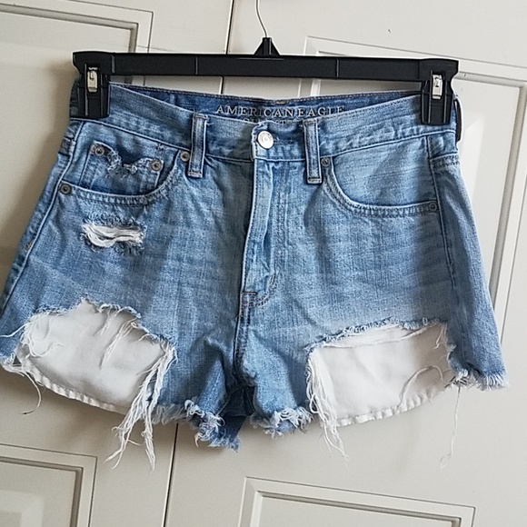 American Eagle Outfitters Pants - Distressed high rise AE shorts